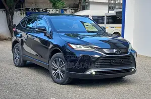 Toyota Harrier 2.0 2020 Black