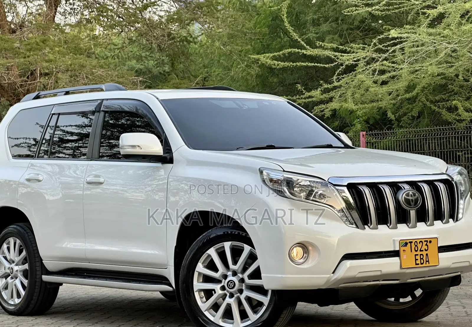 Toyota Land Cruiser Prado 2016 White