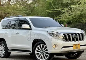 Toyota Land Cruiser Prado 2016 White