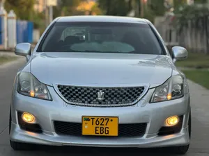 Toyota Crown 2009 Silver