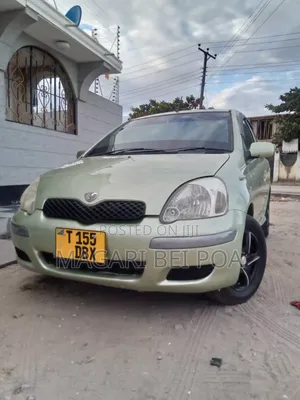 Toyota Vitz 2005 Beige
