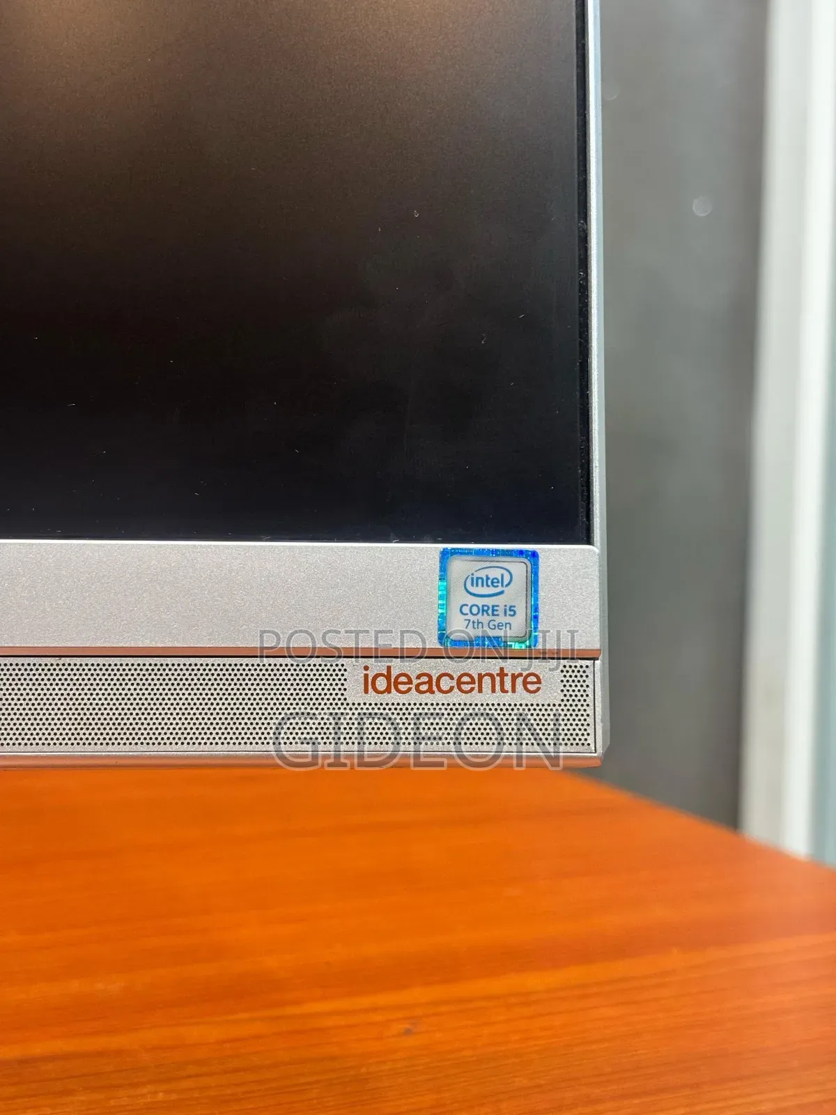 Desktop Computer Lenovo Ideacentre AIO 520 8GB Intel Core I5 SSD 512GB
