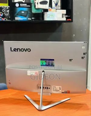 Desktop Computer Lenovo Ideacentre AIO 520 8GB Intel Core I5 SSD 512GB