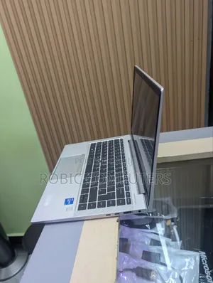 Laptop HP EliteBook 840 G8 16GB Intel Core I5 SSD 256GB
