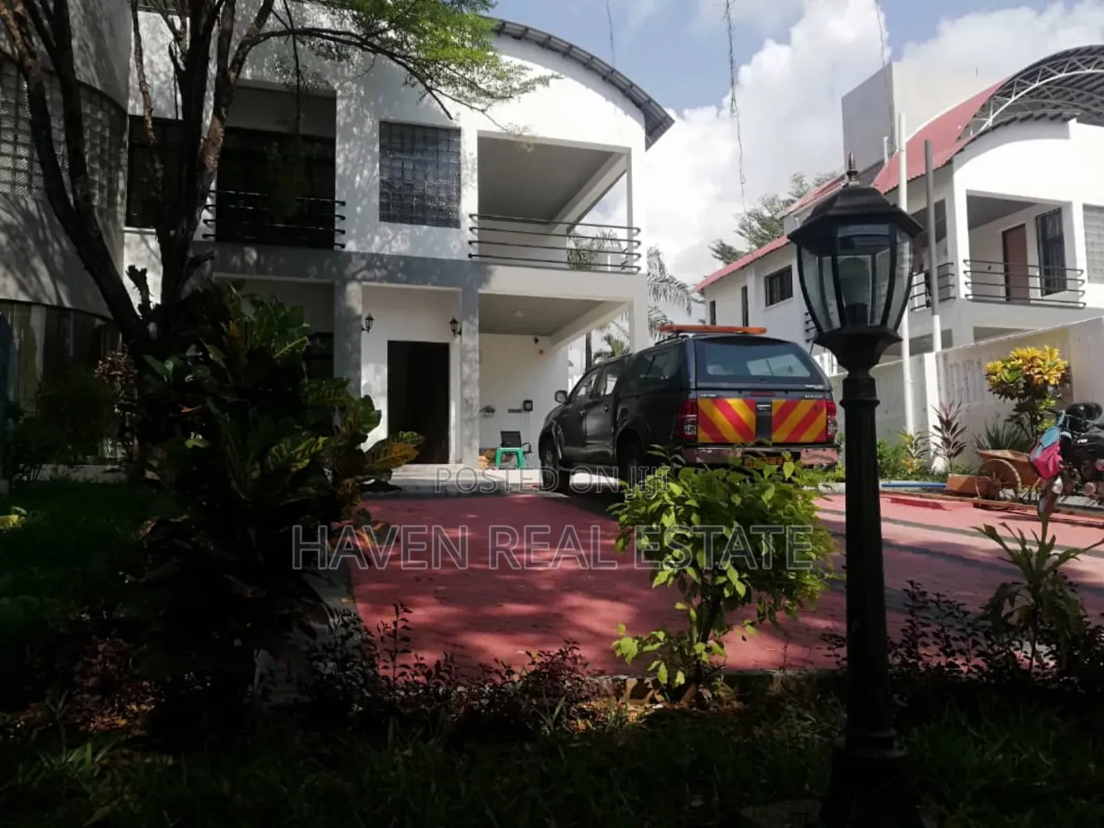 Furnished 4bdrm House in Masaki for rent