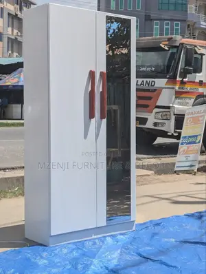 Kabati La Milango Miwili Jeupe