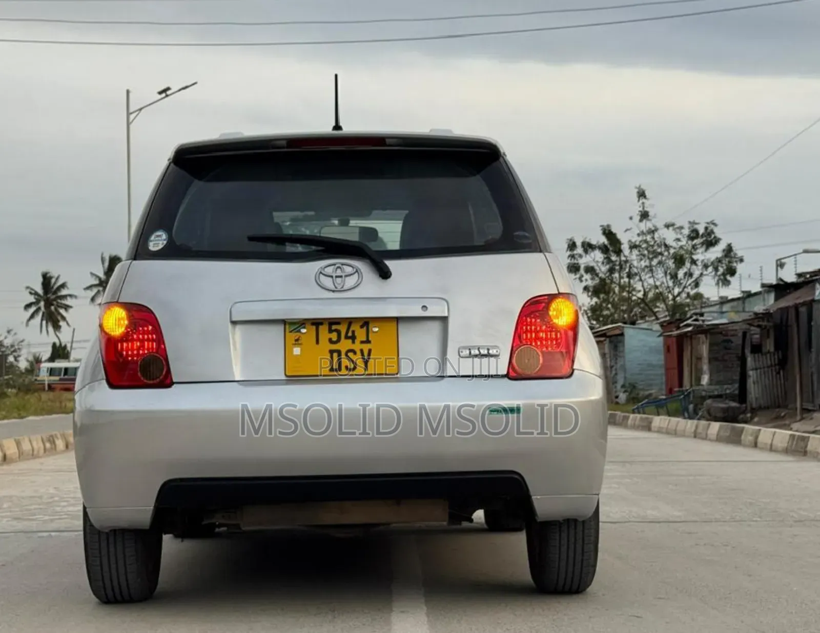 Toyota IST 2005 Silver