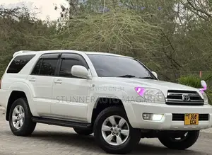 Toyota Hilux Surf 2005 White