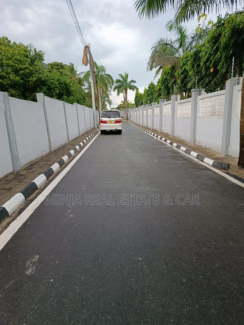 Plot for Sale Bahari Beach
