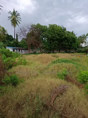 Plot for Sale Bahari Beach
