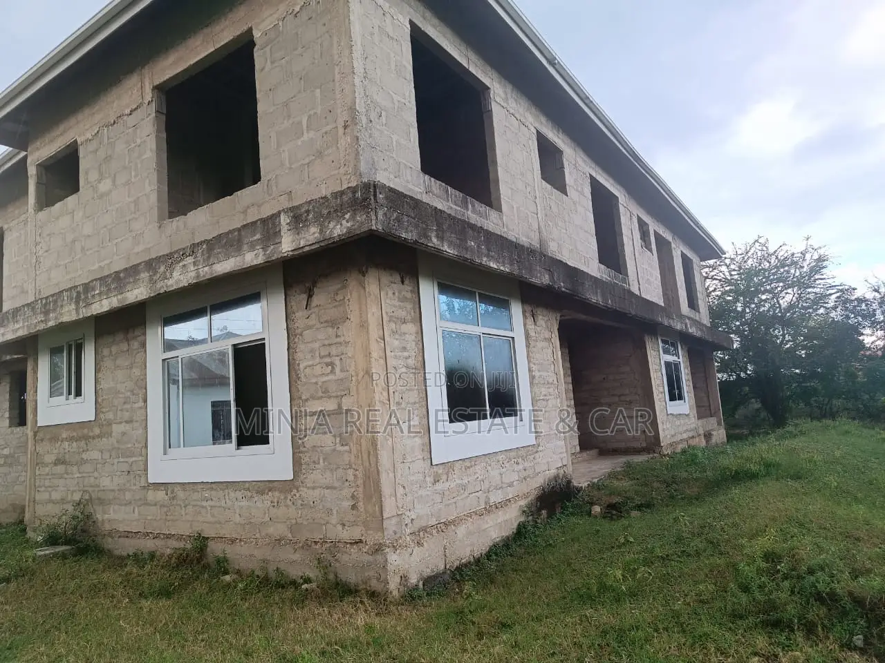7bdrm House in Kunduchi for sale