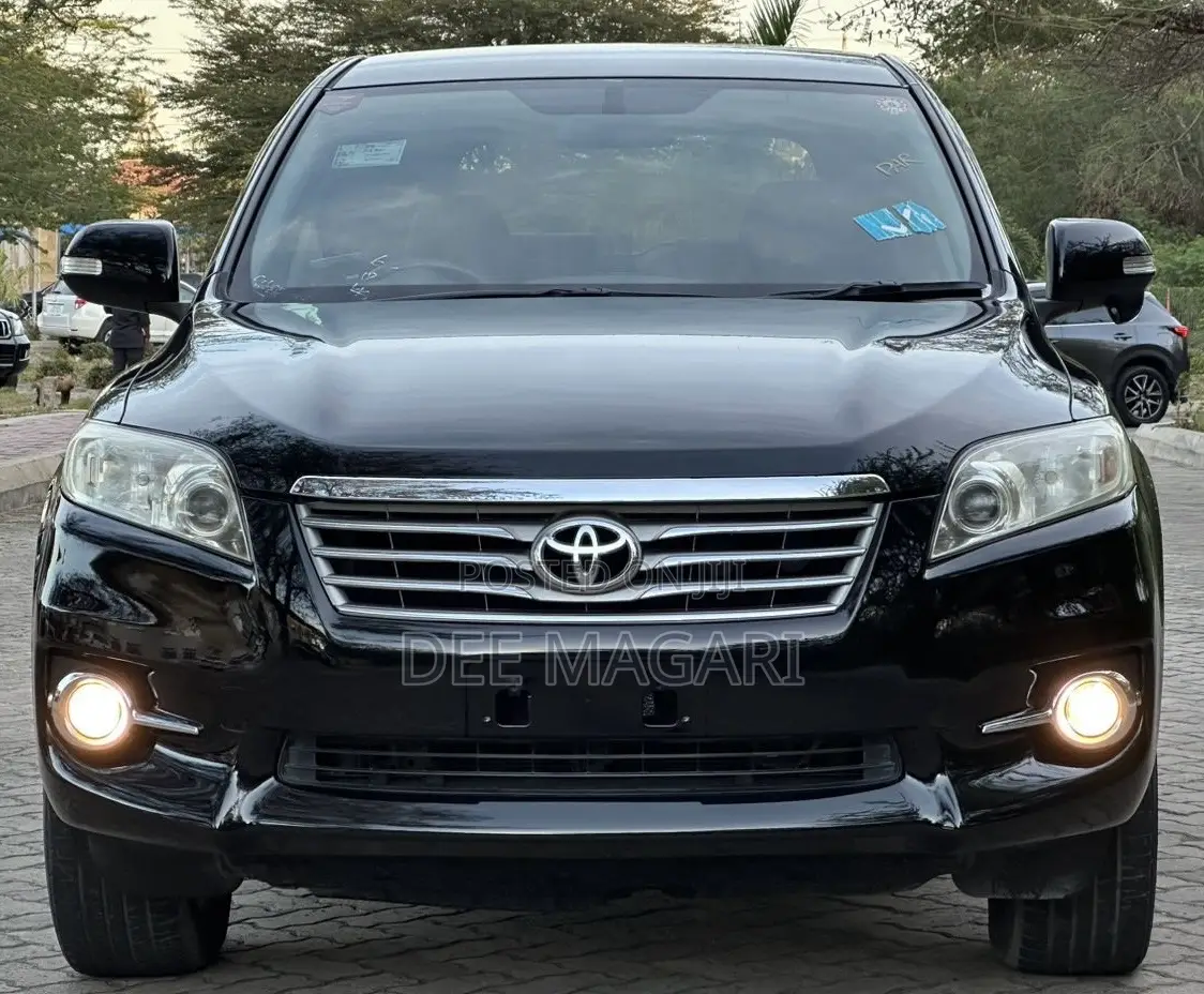 Toyota Vanguard 2010 Black