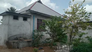 5bdrm House in Tanzania Daresalaam, Ilala for sale