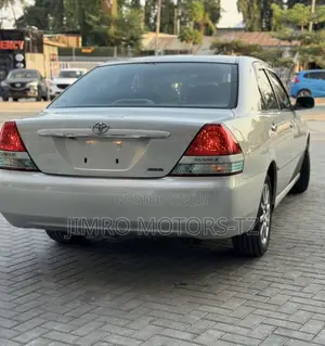 Toyota Mark II 2004 Silver