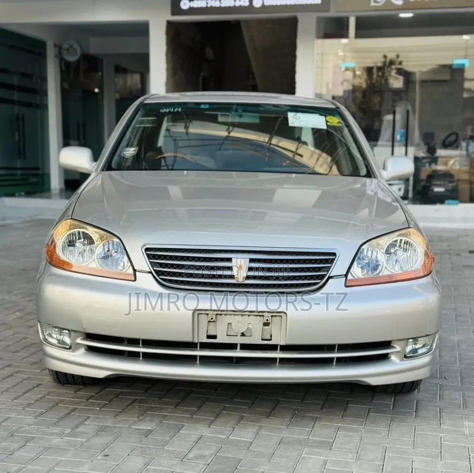 Toyota Mark II 2004 Silver