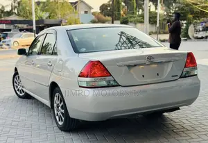 Toyota Mark II 2004 Silver