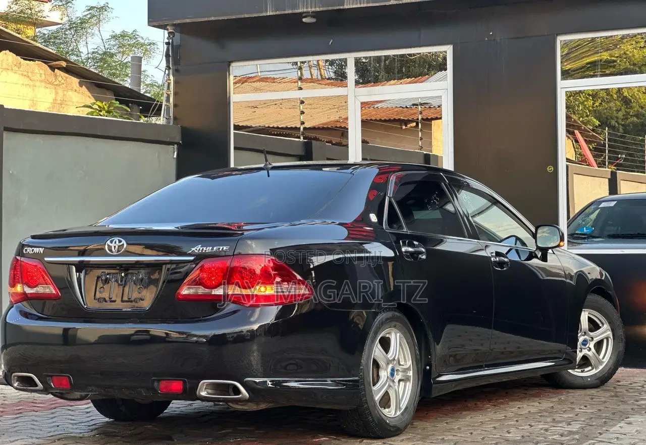 Toyota Crown 2008 Black
