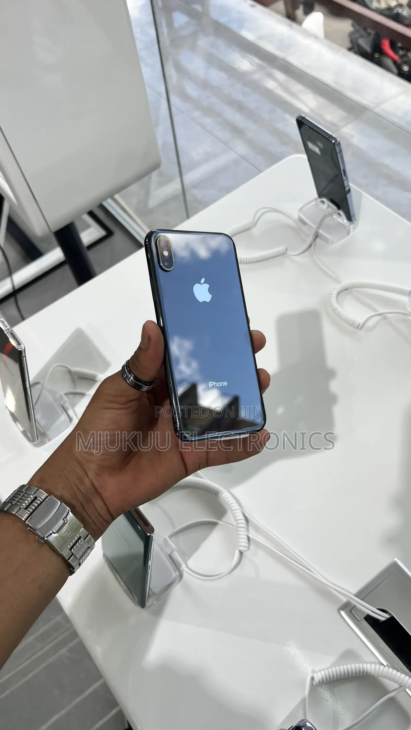 Apple iPhone X 64 GB Black
