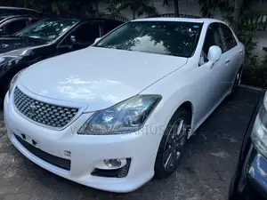 Toyota Crown 2008 White