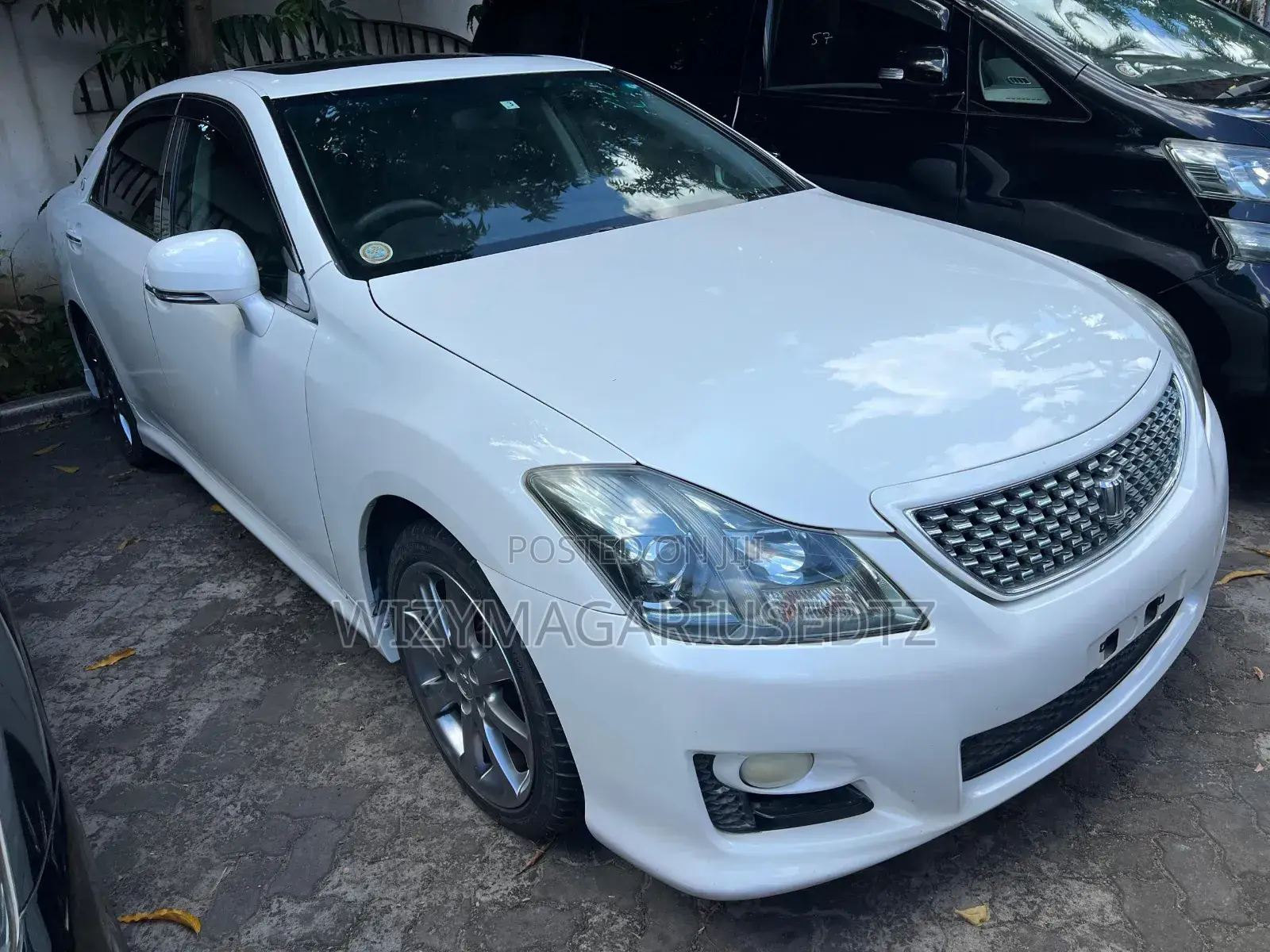 Toyota Crown 2008 White
