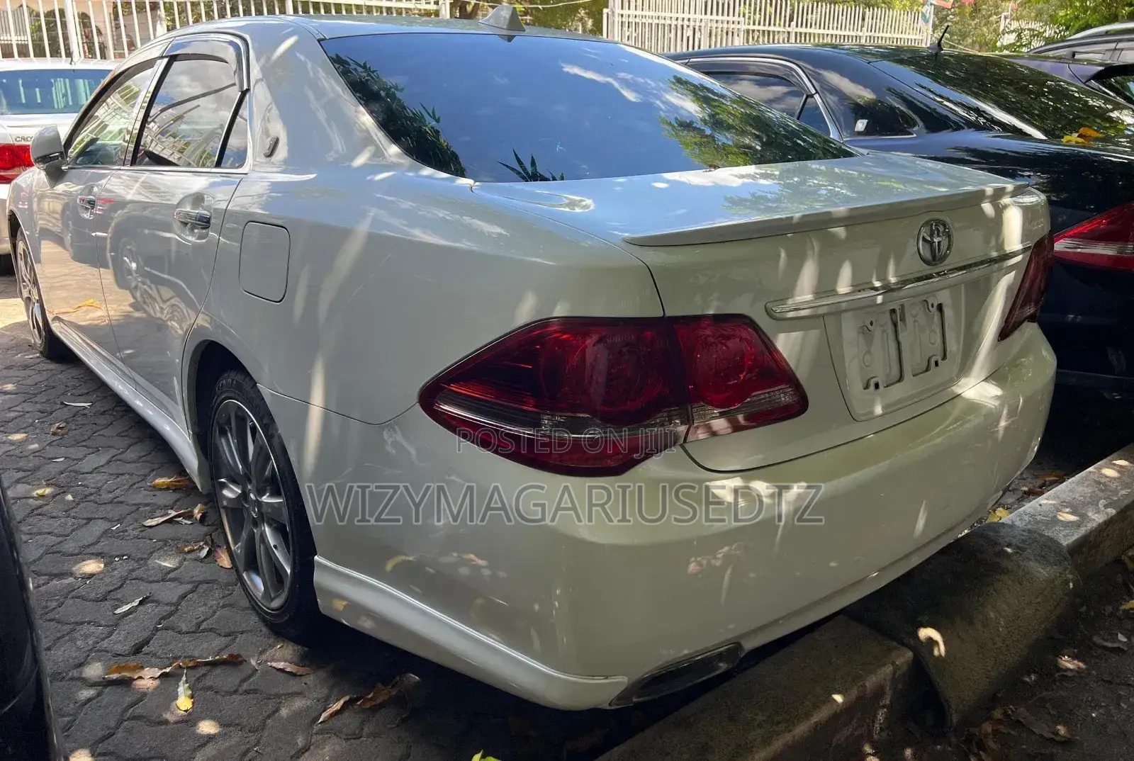 Toyota Crown 2008 White