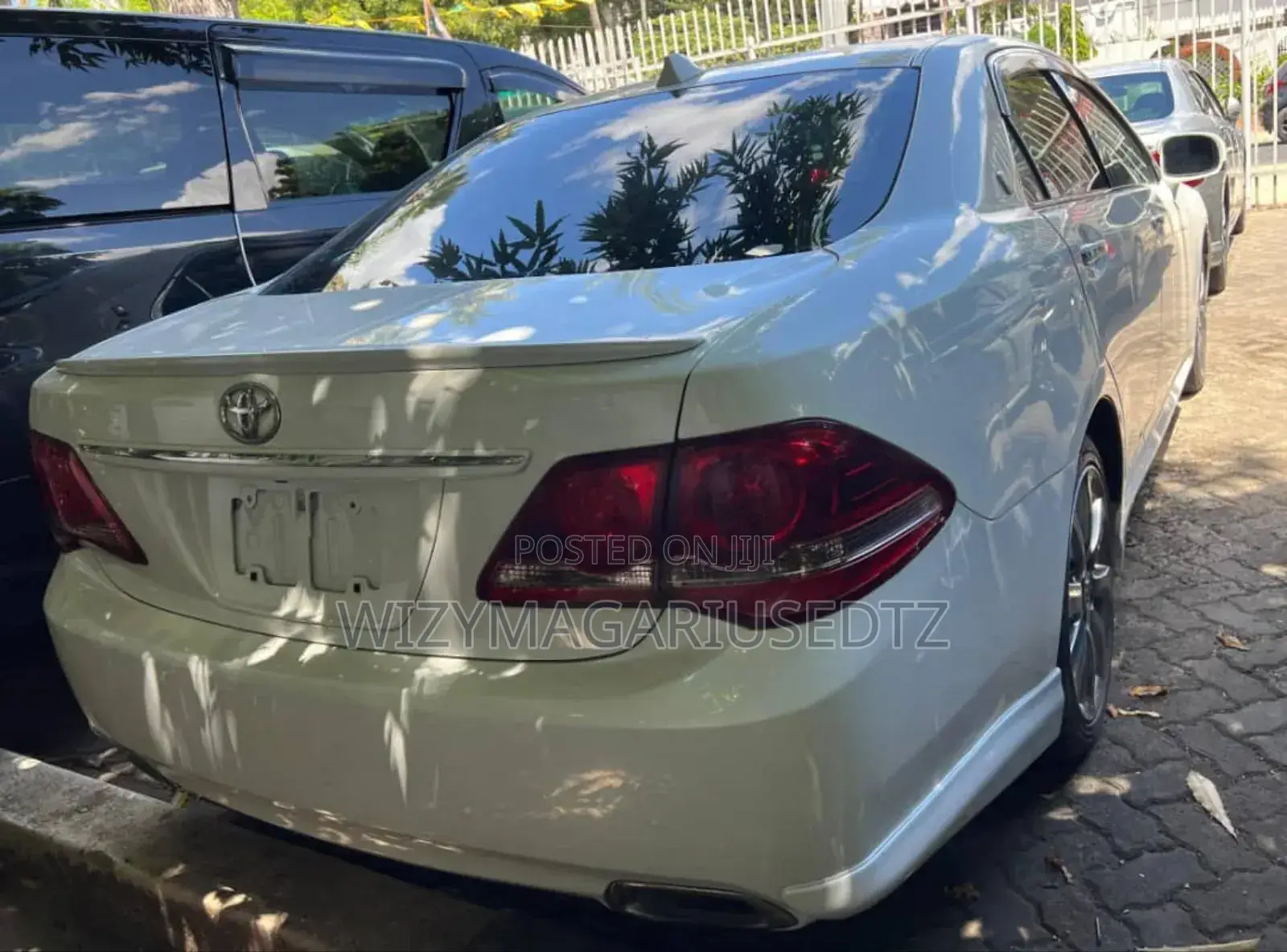 Toyota Crown 2008 White