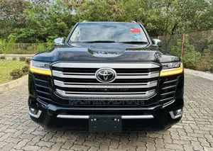 Toyota Land Cruiser 2023 Black