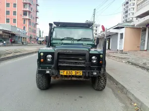 Land Rover Defender 2002 Green