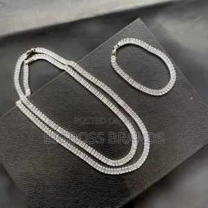 2 Stone Chains 1 Stone Braclet