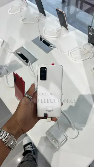 Samsung Galaxy S20 FE 128 GB White