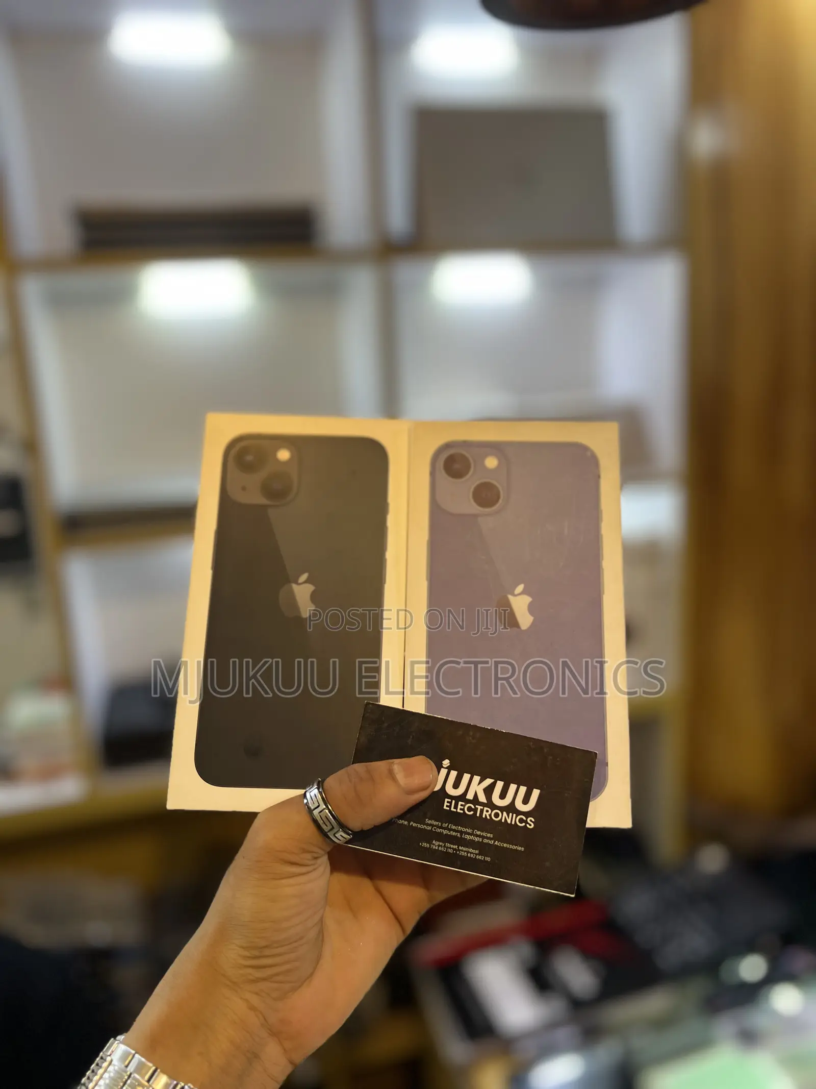 New Apple iPhone 13 128 GB White