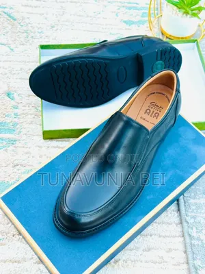 Moccains / Cracks Air Black