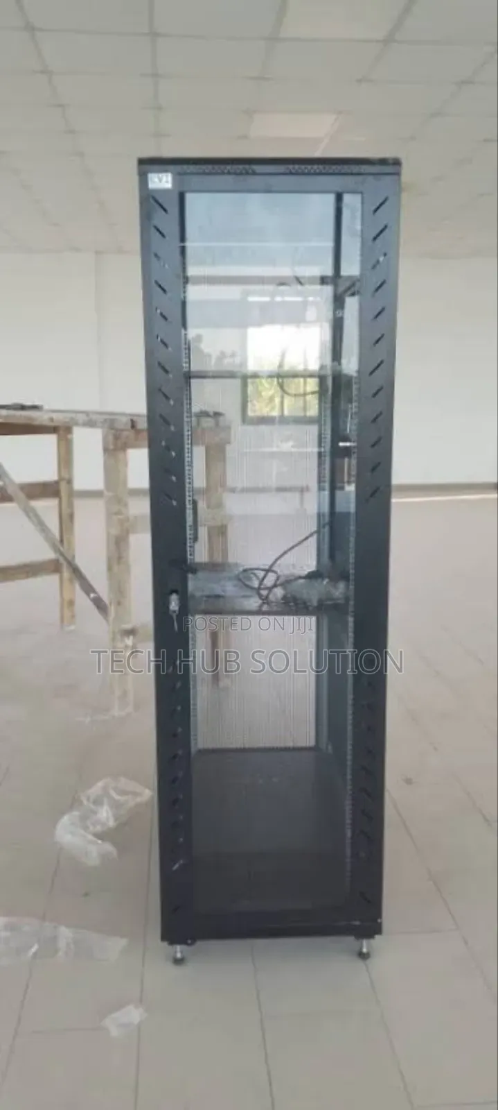 Evi 27u Floor Standing Rack Cabinet – 1000mm Deep