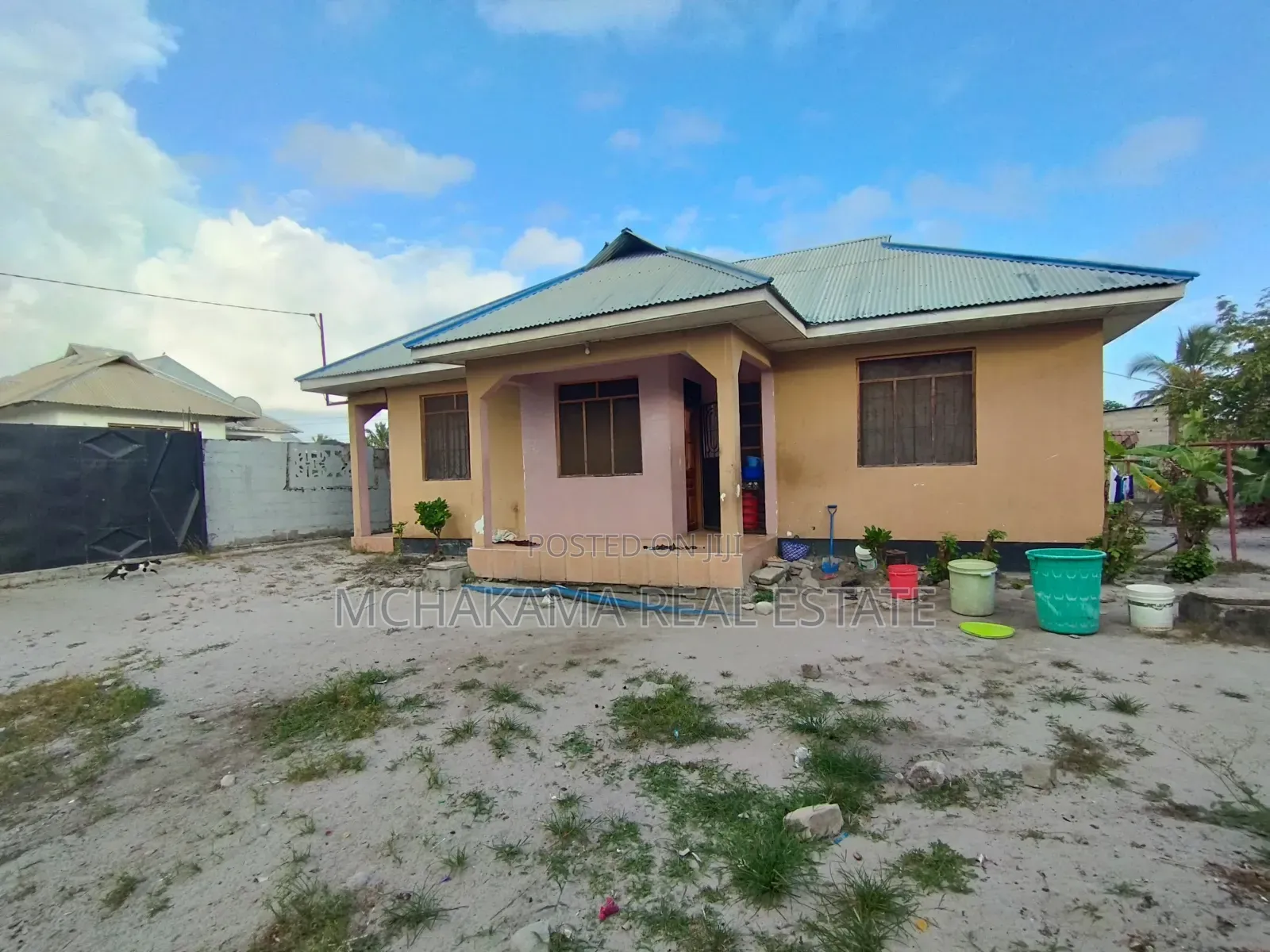 3bdrm House in Mchakama, Ukonga for sale