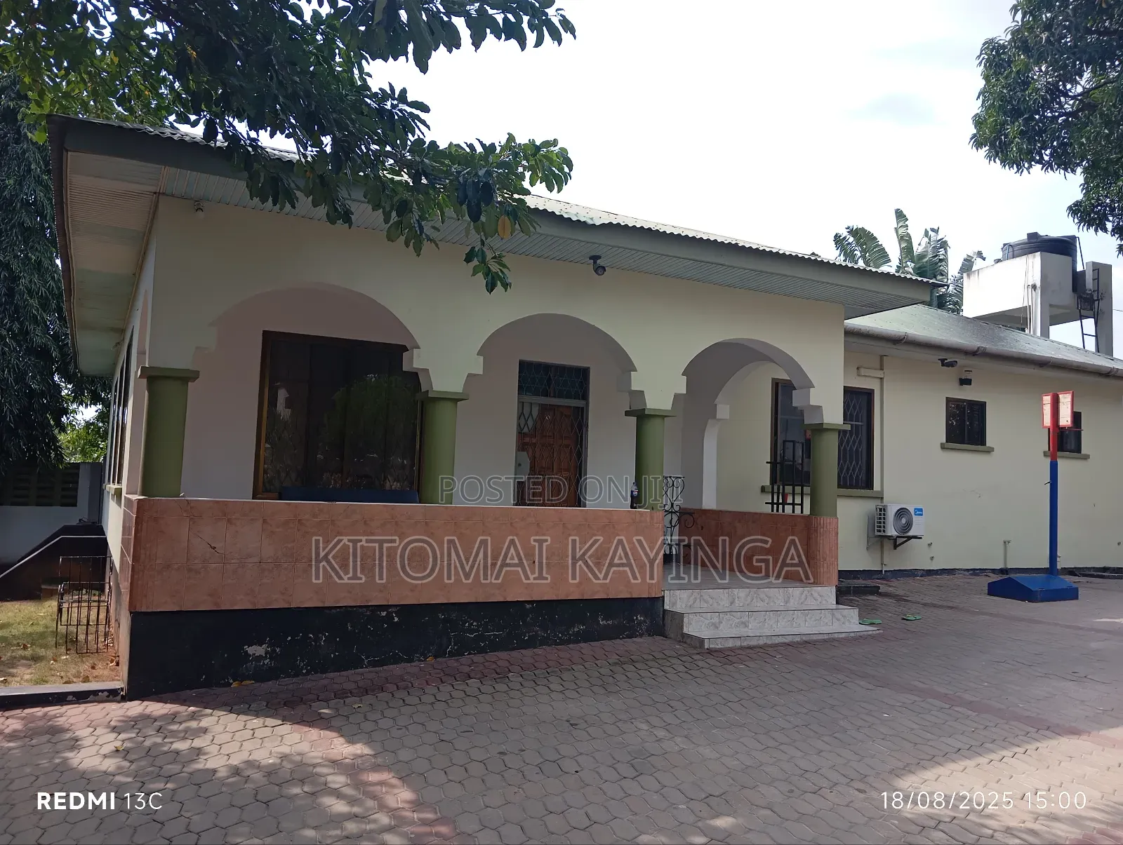 8bdrm House in Kinondoni for rent