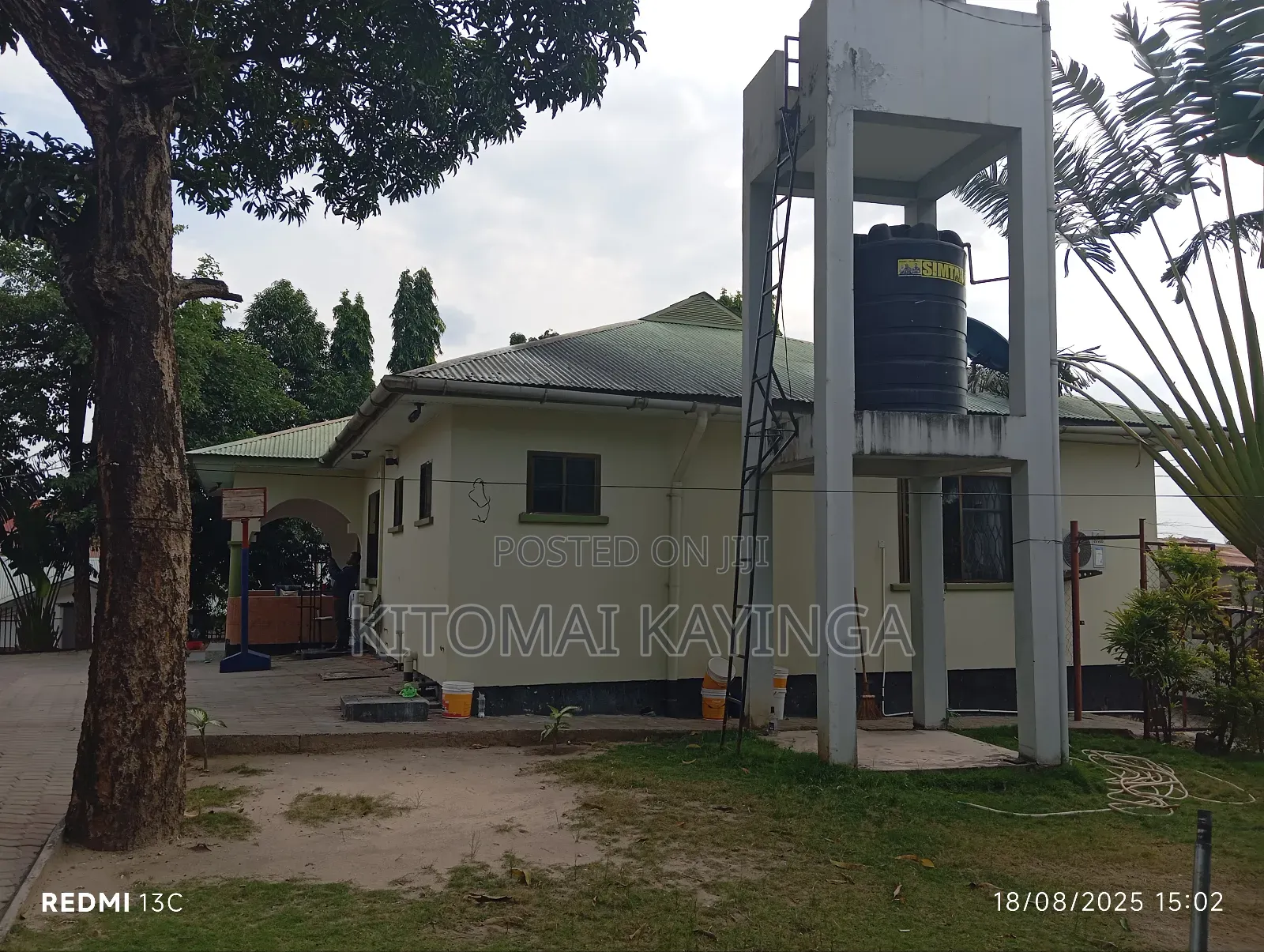 8bdrm House in Kinondoni for rent