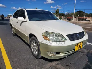 Toyota Mark II 2004 White