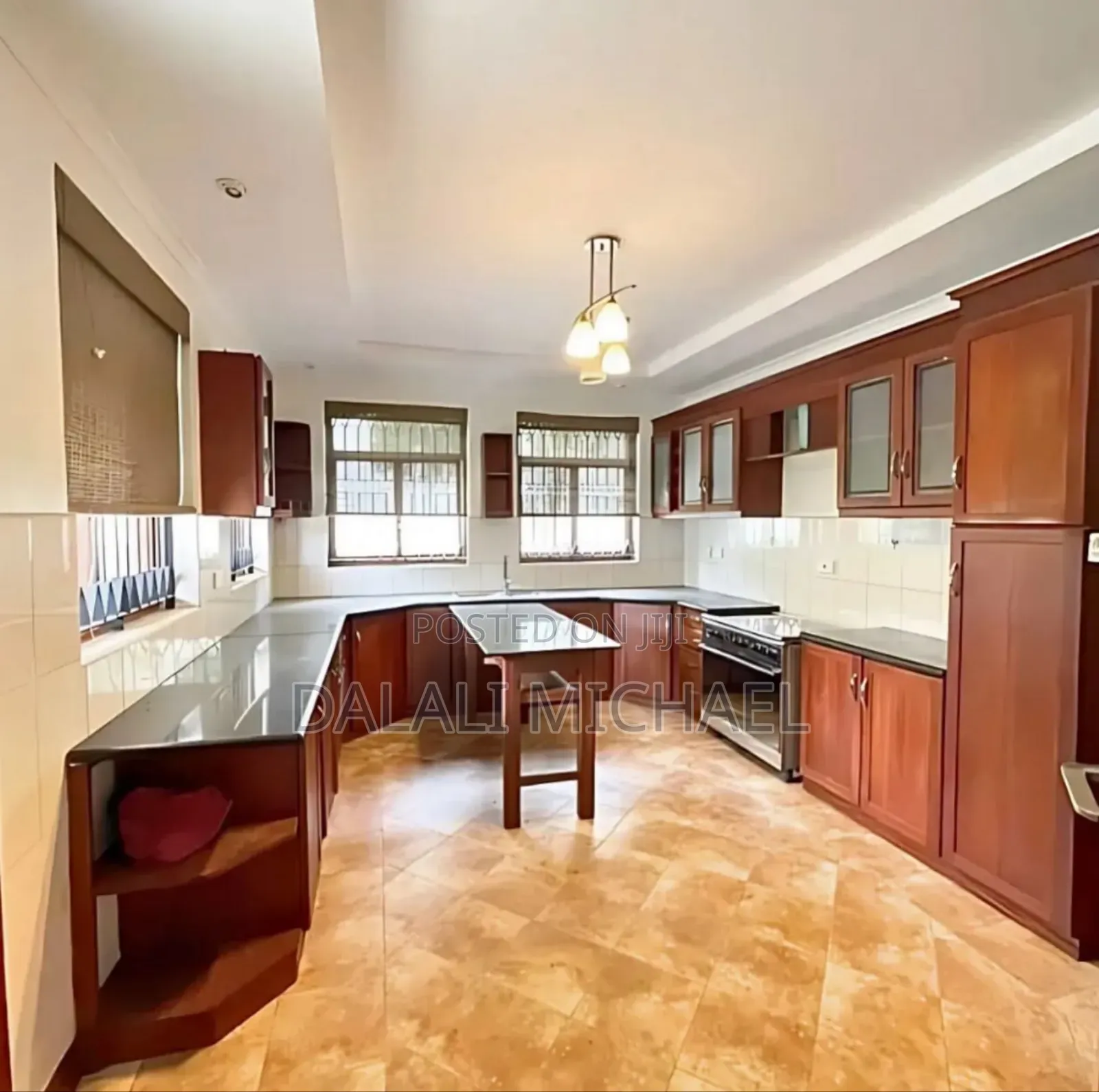 5bdrm House in Salasala, Mbezi Beach for sale
