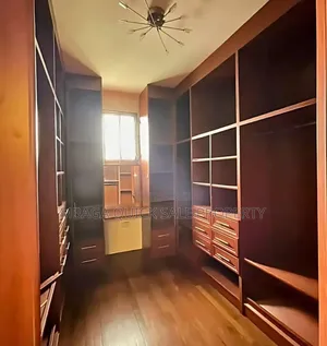 5bdrm House in Mbezi Salasala for sale