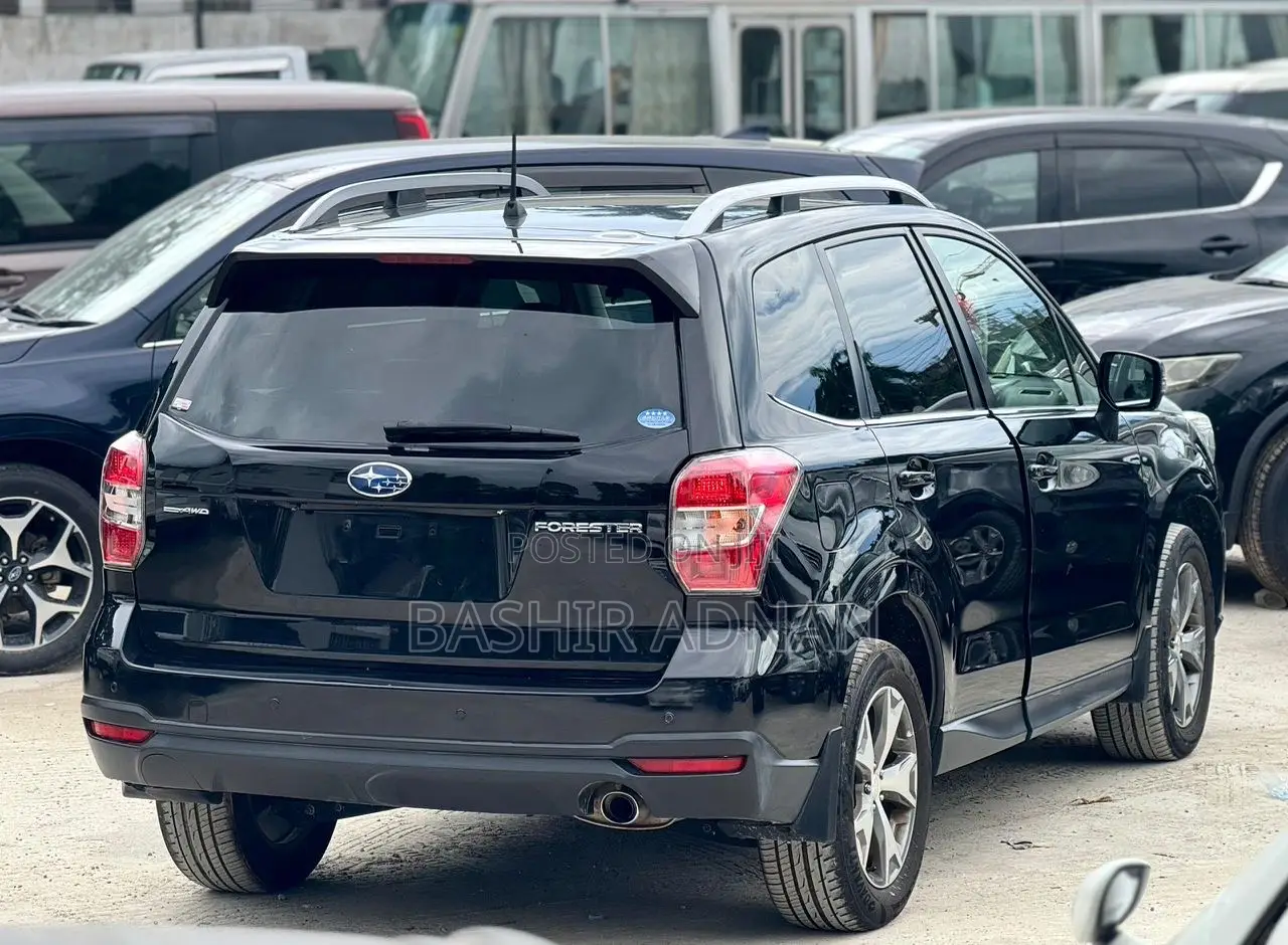 Subaru Forester SV Premium 2014 Black