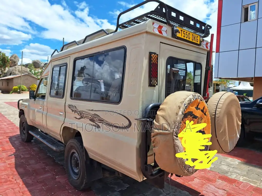 Toyota Land Cruiser 2008 Beige