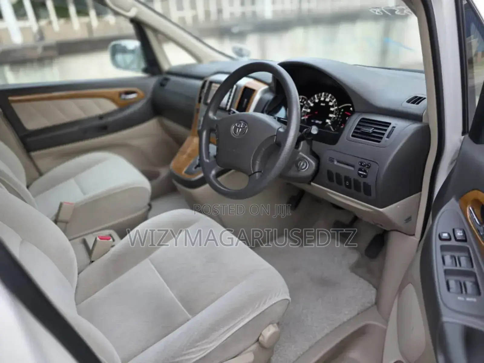 Toyota Alphard 2006 Off white