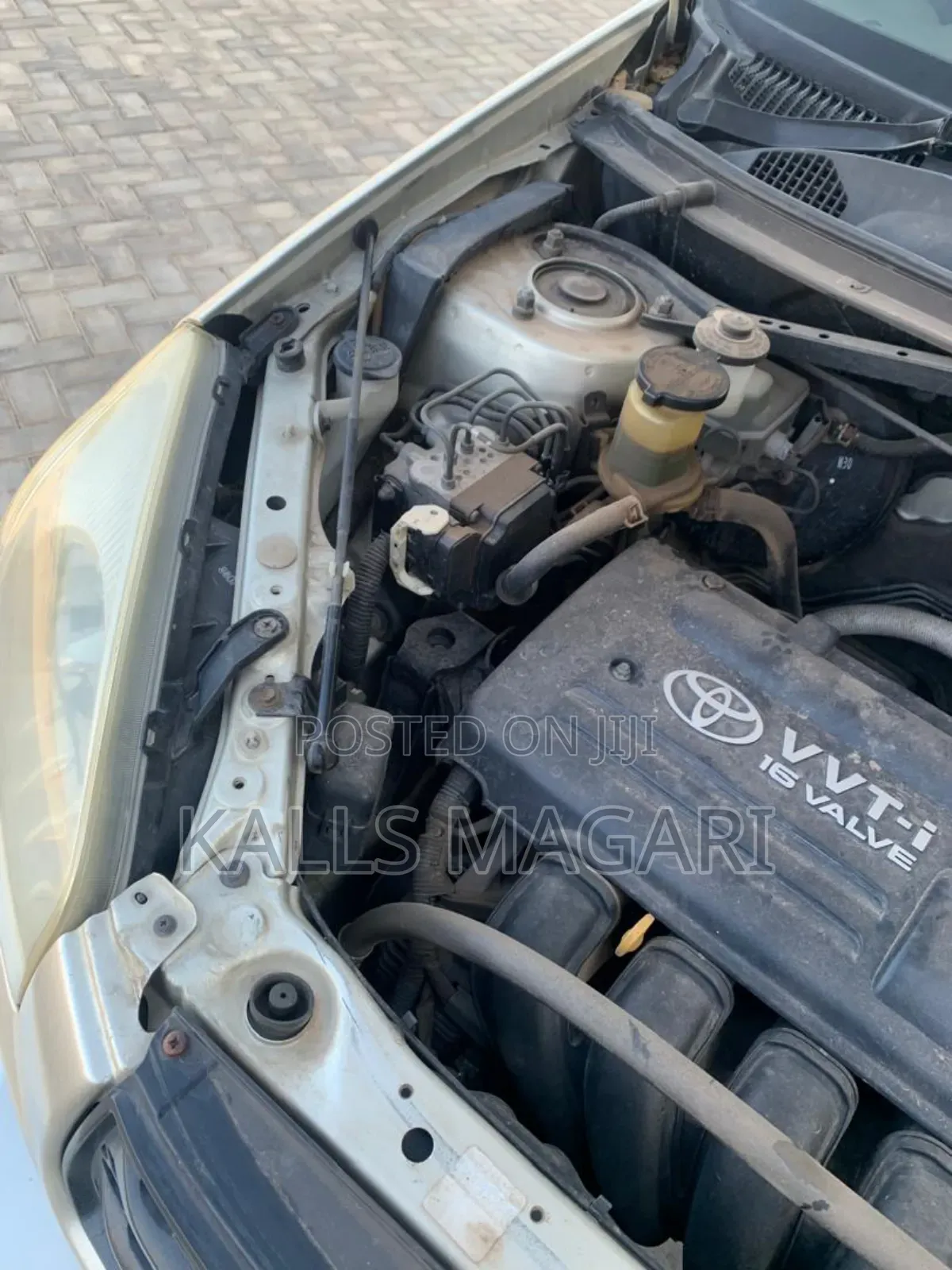 Toyota RAV4 2004 Gold