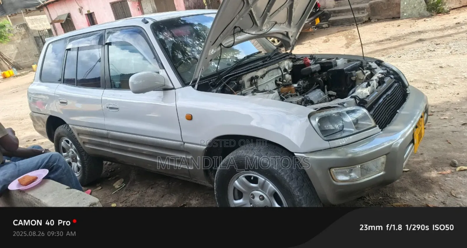 Toyota RAV4 Base FWD 1999 Silver