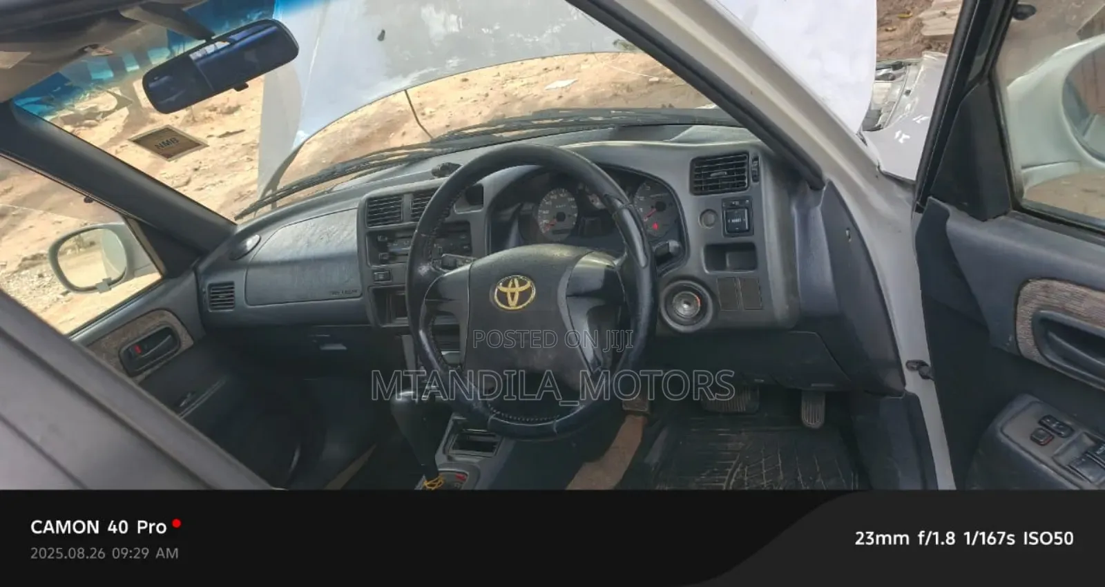Toyota RAV4 Base FWD 1999 Silver