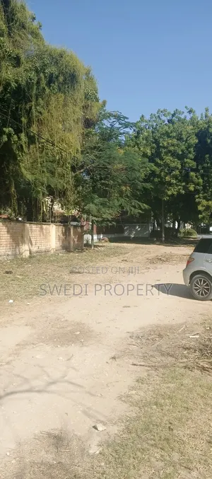 Plot for Sale in Masaki Benzi Street