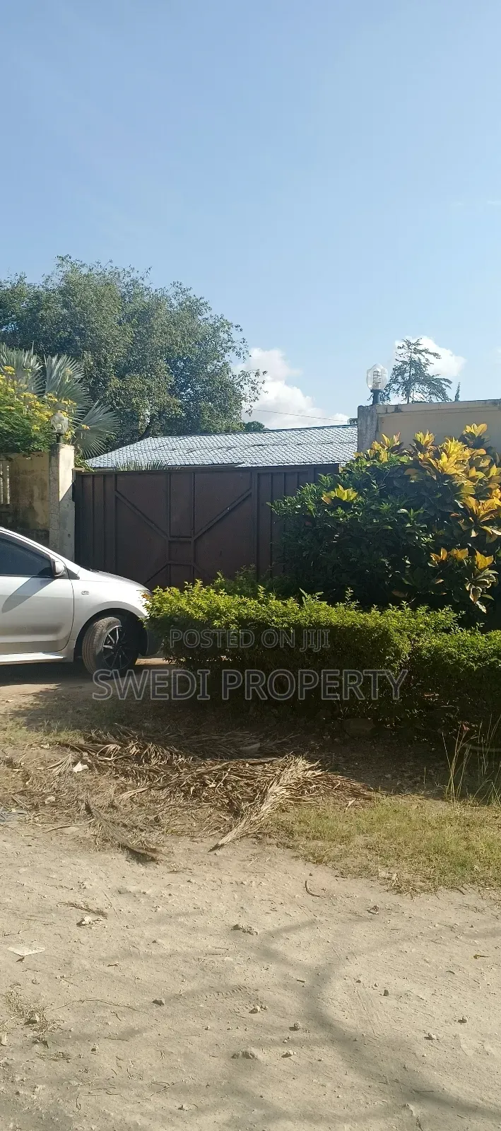 Plot for Sale in Masaki Benzi Street