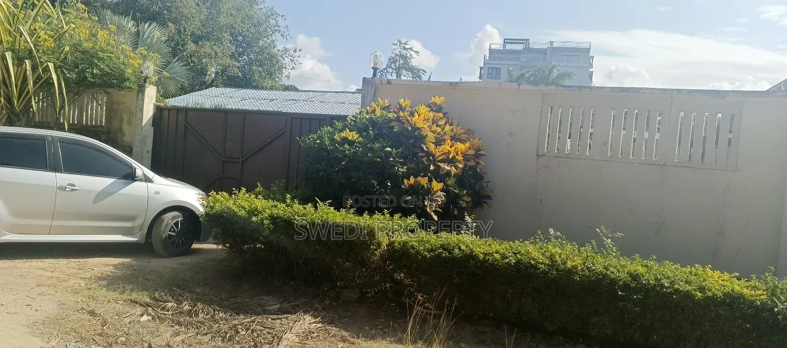 Plot for Sale in Masaki Benzi Street
