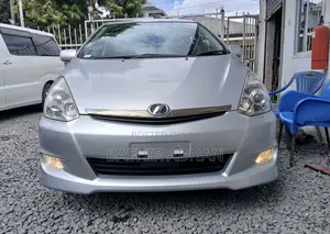 Toyota Wish 2007 Silver