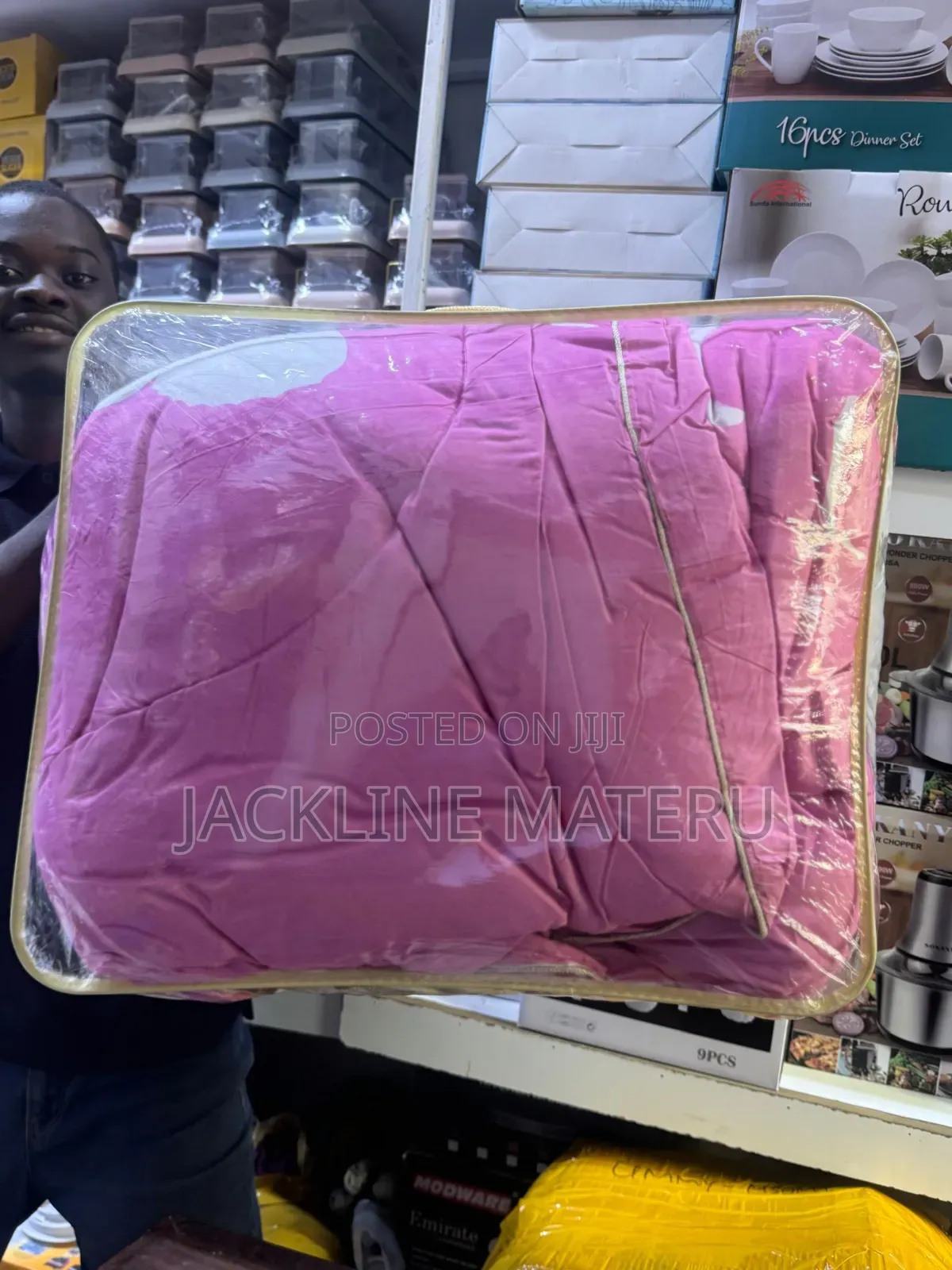 Duvet Cover Set With 2 Bedsheets Size 7*8